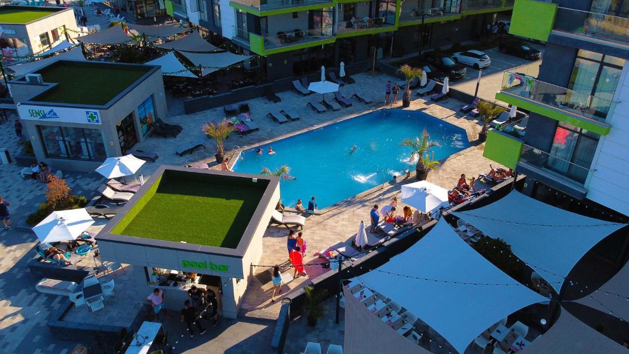 Sole Aparthotel Pool & Spa Mamaia Nord นาโวดาริ ภายนอก รูปภาพ