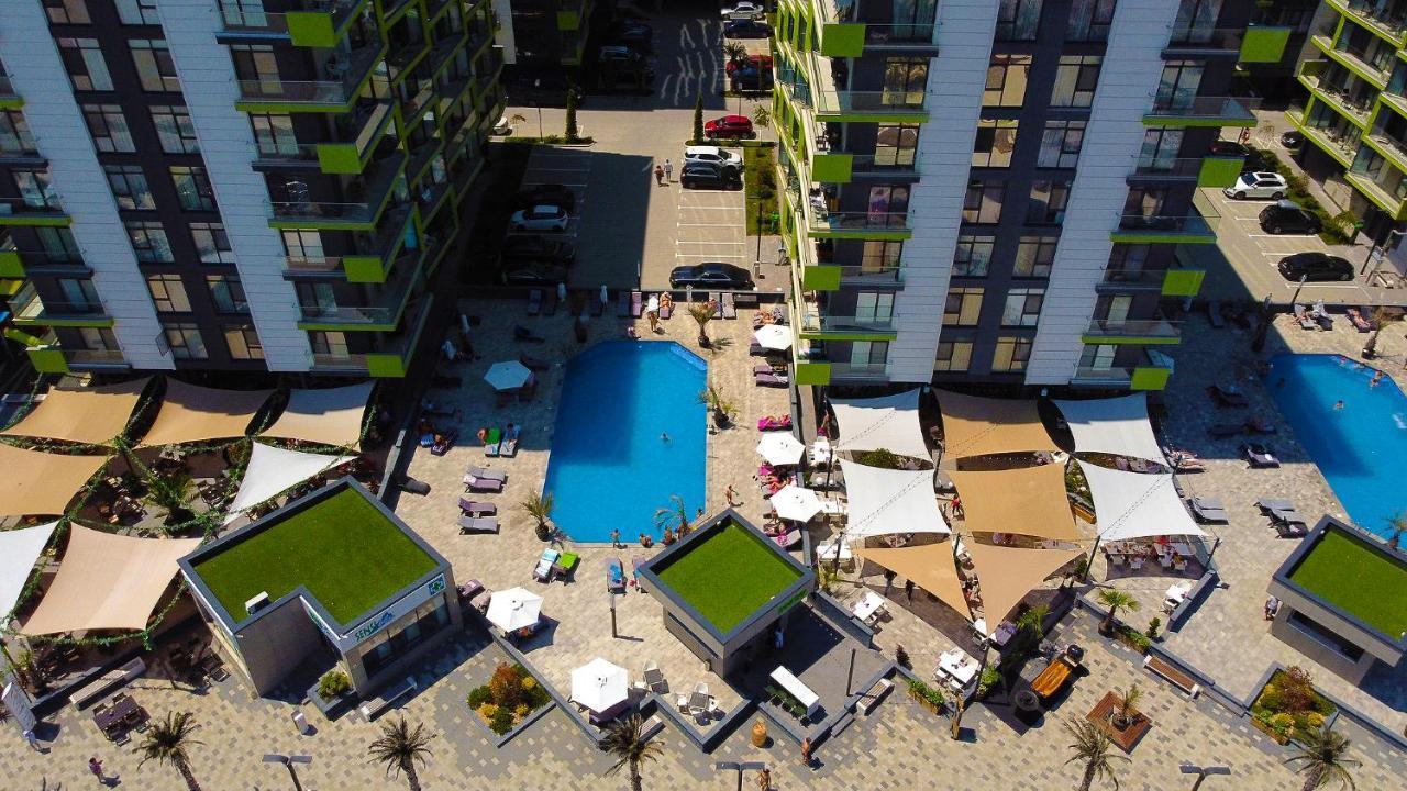 Sole Aparthotel Pool & Spa Mamaia Nord นาโวดาริ ภายนอก รูปภาพ